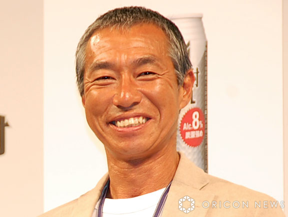 柳葉敏郎、“タトゥーびっしり”別人級の撮影ショットにファン驚き「うわっ!!迫力すごい」「絵画のよう」「室井さんとは違う世界線」　ドラマ『ドンケツ』で“組長”演じる