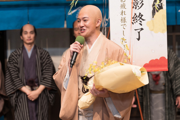 高島豪志「政美の頭もツルツルになって出世できた」　『べらぼう』クランクアップ