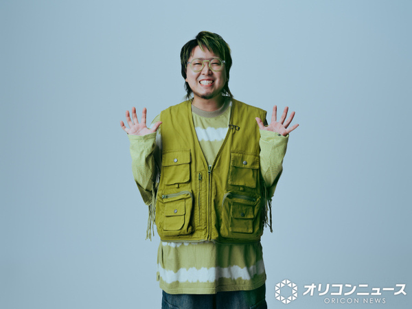 こっちのけんと、マクドナルドとコラボ　クルーにエール「アルバイトで皿洗いのスピードを極めていた時間とかが青春だった」