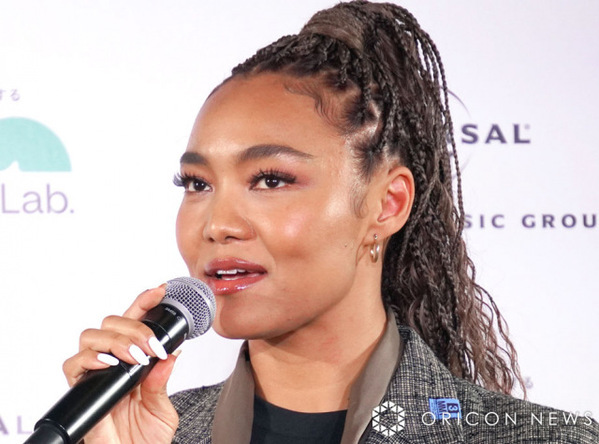 クリスタル・ケイ、令和の婚活トークで本音「そろそろ共有できる相手がほしい」