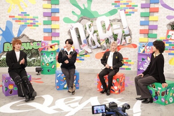 Aぇ! group、令和最強パワースポットを検証　“見たことのない巨大装置”で運試しゲーム【メンバーコメント】