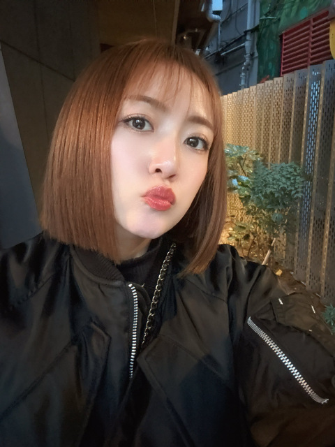 高橋みなみ、ヘアカット報告するも“まさか”の事態「髪型よりもスマホケース気になりすぎる」「でかくない???」　予想外の反響に嘆く「なんなのー！」