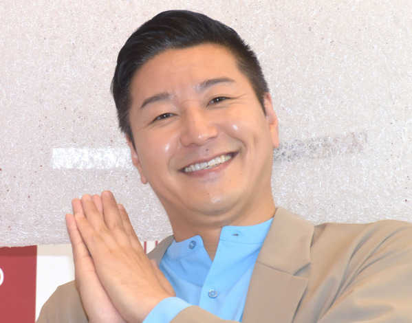 チョコプラ長田、1300万円“即決一括購入”のレクサス『GX550』納車の様子を公開「バチクソかっこいい！」