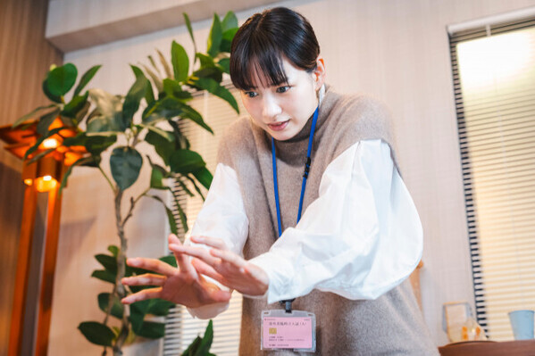 のん“人を傷つけてしまうヒーロー”の能力が明らかに　『こちら予備自衛英雄補?!』第2話あらすじ