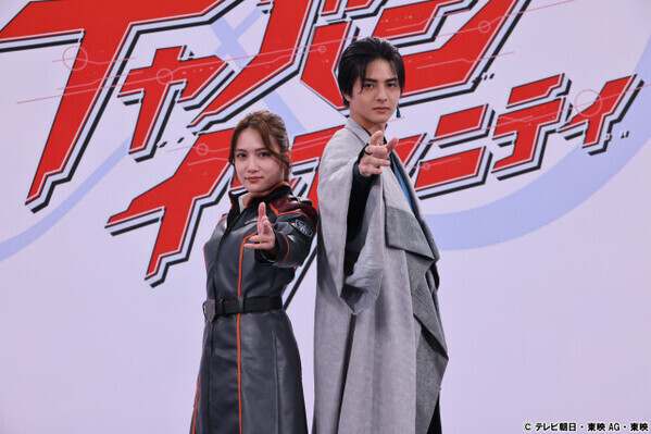 入山杏奈、『超宇宙刑事ギャバン インフィニティ』出演発表「私も蒸着してみたい」　ギャバン・ブシドーの“シゴデキ上司”