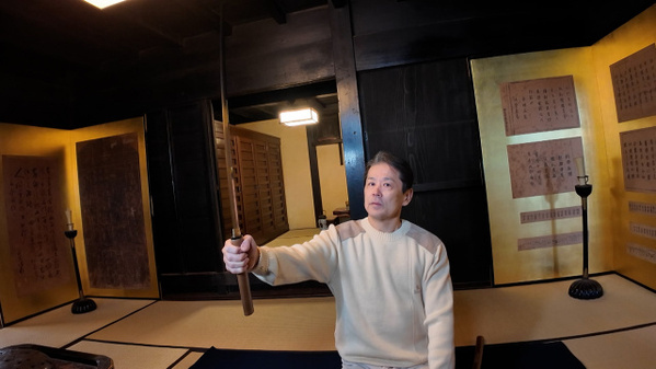 『古事記』にも登場する古代豪族の子孫が住む邸宅の歴史的価値　日本史の教科書級の遺産の数々に「今までで一番すごい」