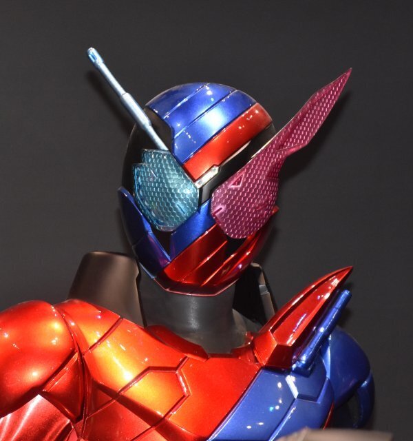 仮面ライダー ザ ダイナーに『仮面ライダービルド』のメニュー　ネットミームの“3つに分かれ、混沌を極めていた”のスイーツも