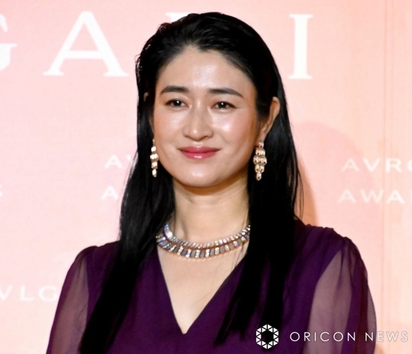 3児の母・小雪、“すっぴん”＆私服ショット公開　撮影終了後の姿に反響「見るたびに綺麗になってません？」「美し過ぎます」