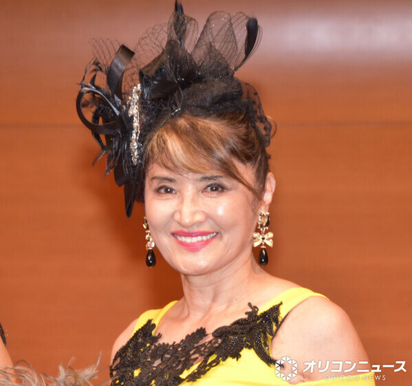 70歳・志穂美悦子、“ムキムキ”に鍛え上げられた肉体美を披露「凄すぎる」「ただただカッコイイ」　夫は長渕剛