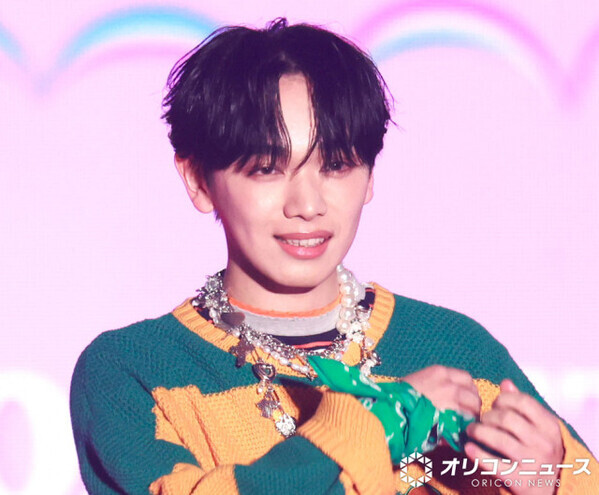 【TGC】宮世琉弥、ランウェイで“母”とハイタッチ　遊び心全開ステージ