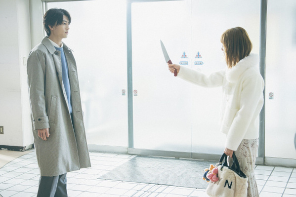 伊藤健太郎“司”、“妻”中村えみるがナイフを取り出し振り上げられる『略奪奪婚』第11話【あらすじ】