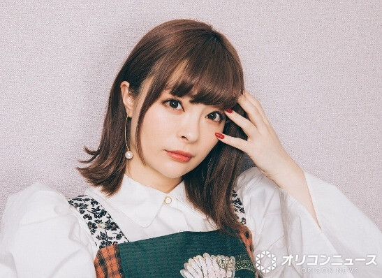 きゃりーぱみゅぱみゅ、ノリノリで自身のステージ見守る1歳わが子の様子を公開「尊すぎる」「これは泣いちゃう」「もうこんなに大きく」