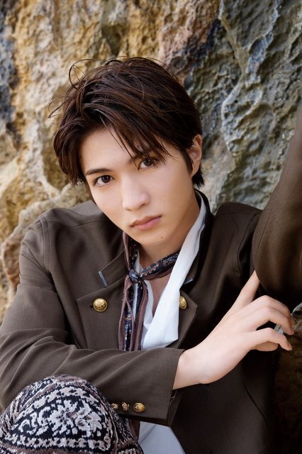 『仮面ライダーガヴ』で注目の知念英和、21歳の誕生日に初カレンダーリリース　東京・大阪にて発売記念イベントも開催「21歳になったばかりの知念にも会いに来てください！」