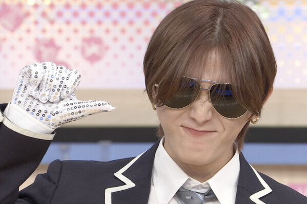 山田涼介、マイケル・ジャクソンの名曲で“キメ顔”　『スクール革命』英会話企画でスタジオ熱狂