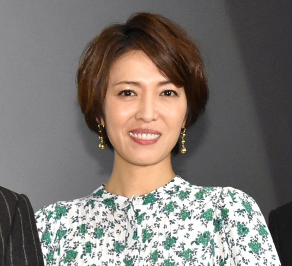 元宝塚トップスター安蘭けい、きょう公演のミュージカルを体調不良で休演　代役は白鳥光夏