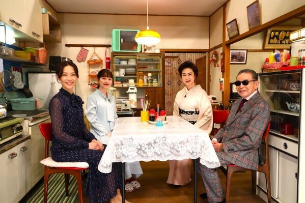 『タモリステーション』ヒット商品100年史「こんなにさまざまな流行が生まれるのは、日本ならではかもしれない」