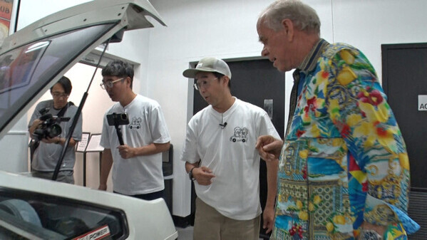 43年前のホンダ“スポーツカー”の“秘密”におぎやはぎ驚き「ただですら速いのに！」