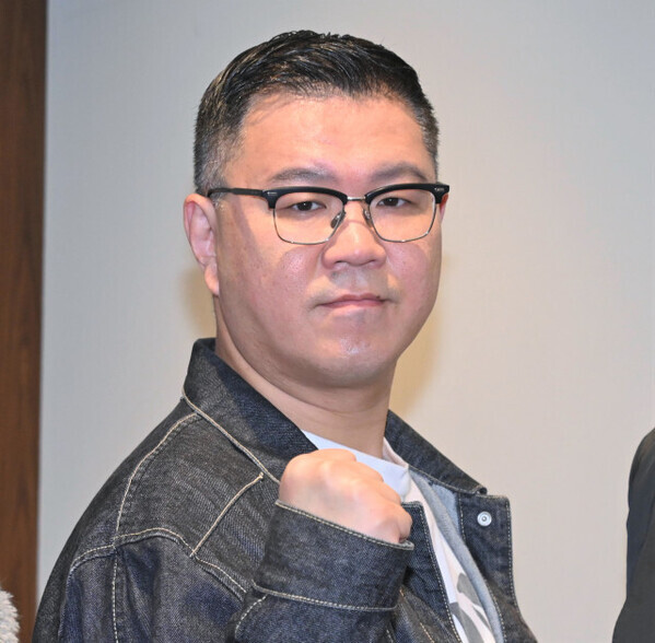 シソンヌ・長谷川忍、800万円のトヨタ『GRカローラ』購入「（チョコプラ長田みたいに）一括で買えませんから」