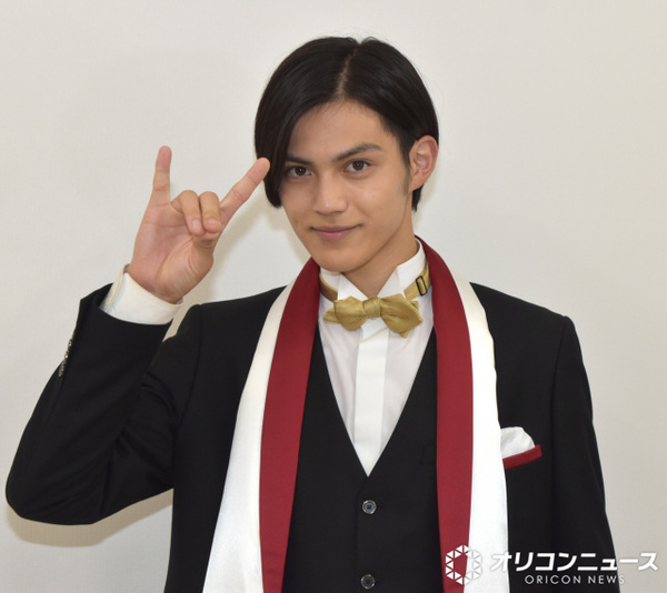 簡秀吉、MR8に所属　事務所側が発表 『仮面ライダーギーツ』浮世英寿役で人気