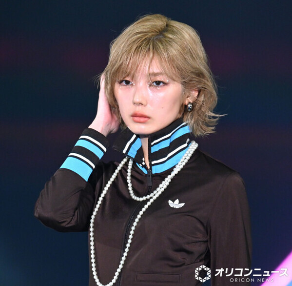 櫻坂46・藤吉夏鈴、スポーティーな個性派ファッションで存在感を発揮