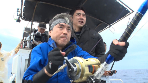 小泉孝太郎&ムロツヨシ、絶対に“負けられない戦い”　レジェンドからサプライズ応援メッセージも