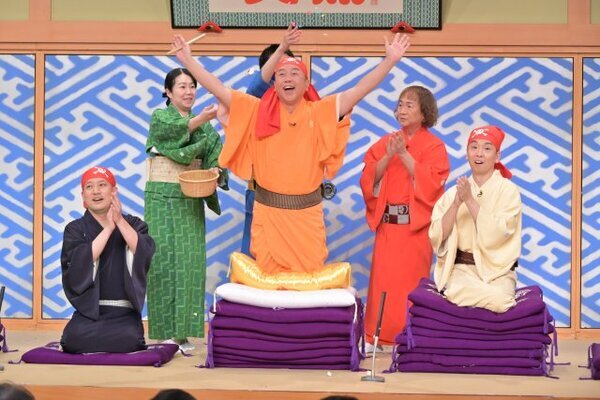 『笑点』座布団十枚達成　林家たい平が7年ぶり達成　高級帯が現れる