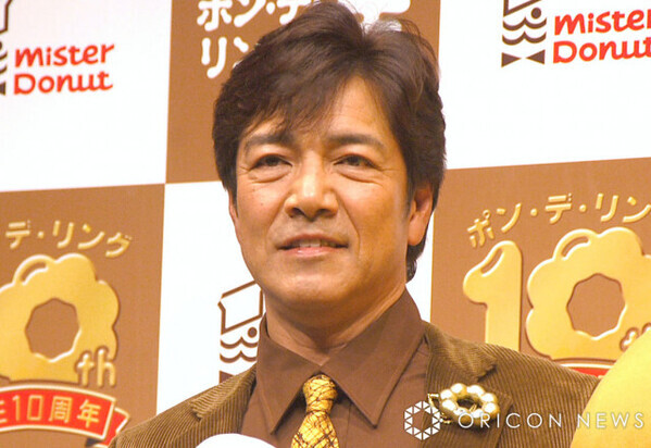 野口五郎、ピアニストの娘とライブ共演　親子ショットに反響「素敵な笑顔ですね～」「幸せそう」　妻は三井ゆり