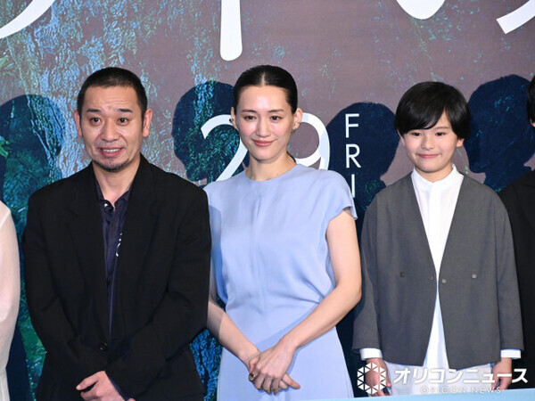 大悟、妻役・綾瀬はるかの天然発言にツッコミ「それを聞いてんねん！（笑）」　W主演作舞台あいさつで“夫婦感”