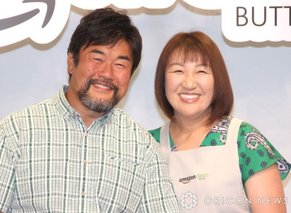佐々木健介＆北斗晶、家庭菜園のスナップエンドウが大豊作「すごいですね」「農協に卸しに行く量」　野菜と“格闘”する休日ショットに驚きの声