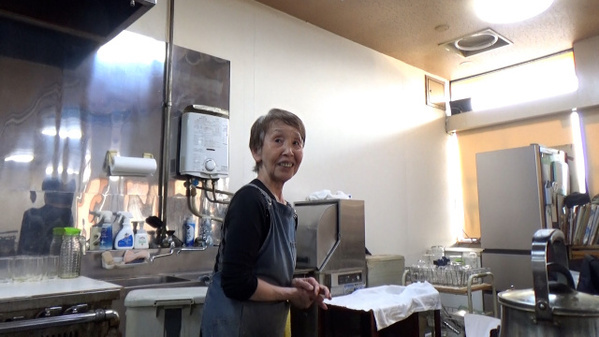 『オモウマい店』創業24年の鉄板焼き屋、名物は店主の接客「甘ったれてんじゃないよまったく」→「口は悪いけど…」