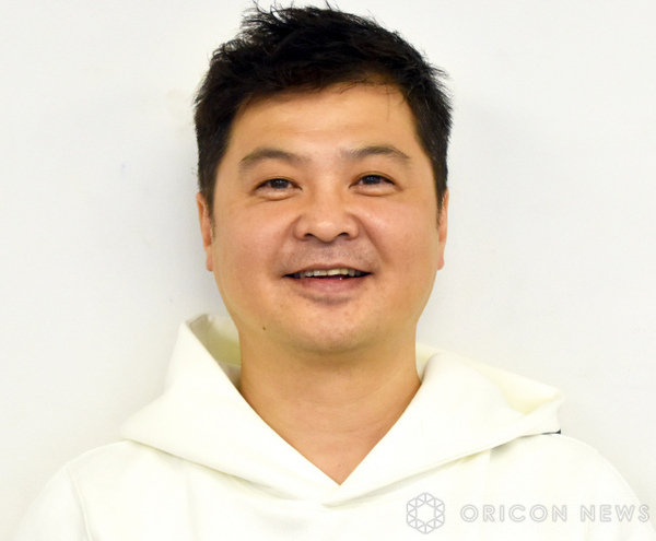 月亭方正、次女と“顔出し”親子ショット　親子で見せた変顔に反響「そっくり！いい親子」「娘ちゃんめっちゃ可愛い」