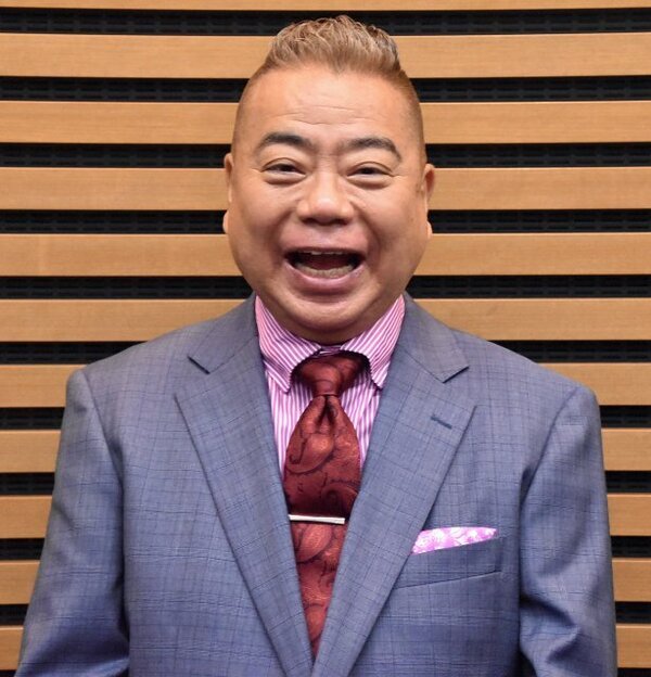 出川哲朗、『モーニングショー』生出演で“ぶっこみ”連発　コメンテーター席を前に「ニュースに載ってる方、問題発言して…」