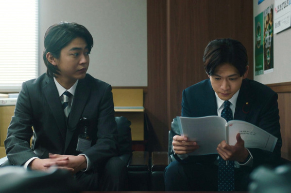 『銀河の一票』政治家の秘書役・倉悠貴、共演する松下洸平から「引き出しの多さに勉強する毎日」