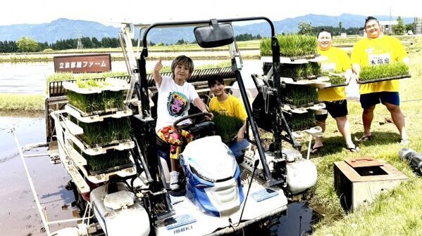 72歳・小林幸子、地元でマシンに乗る姿を披露　歌うこと「以外に仕事があってもいいのだ」