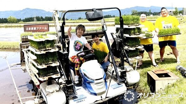 72歳・小林幸子、地元でマシンに乗る姿を披露　歌うこと「以外に仕事があってもいいのだ」