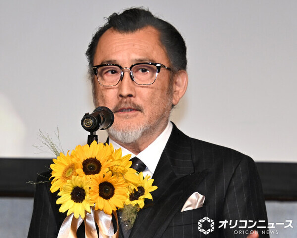 67歳・吉田鋼太郎、ベスト・ファーザー賞に驚き　娘は1歳「年齢的にはベスト・グランドファーザー賞」　ワンオペ育児にも挑戦