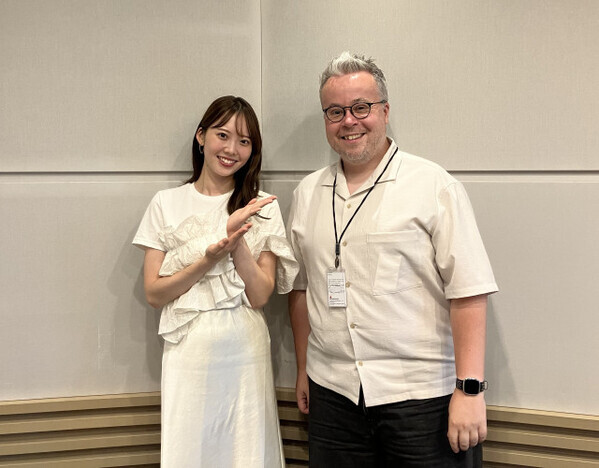 ABC“新人”新貝まゆアナ、冠ラジオ番組放送スタート　第1回ゲストはサッカー解説者ベン・メイブリー氏