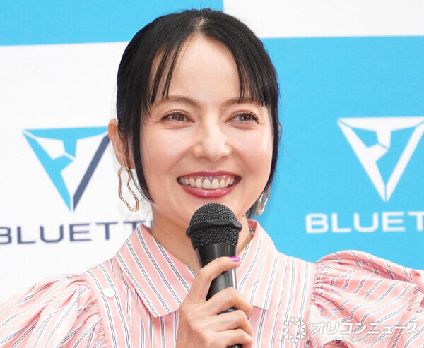 ベッキー、「頑張りすぎてパンクしそうになる時も…」　一人時間で自身をリセット