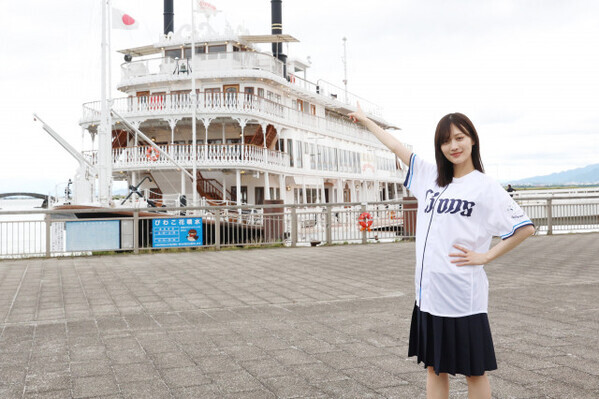 山下美月、主演舞台で新たな挑戦「漫才やけん玉など…」　ライオンズユニ姿で滋賀初訪問