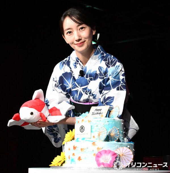 波瑠、夏の楽しみ方を問われ恥ずかしがる「食べ物ばっかり…」　浴衣姿で一気に夏実感