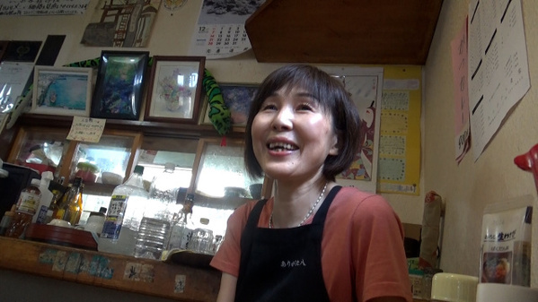 『オモウマい店』元アナウンサー、24歳で後を継いだ食事処…800円の「特製ラーメン」は約3玉の麺にチャーシュー＆目玉焼き＆とんかつ＆かき揚げ盛りだくさん