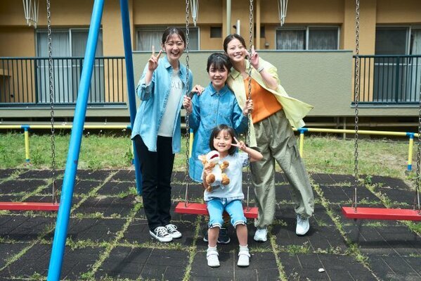 今田美桜、朝ドラ『あんぱん』で自身の幼少期演じた子役と再会　『クロスロード』第2話