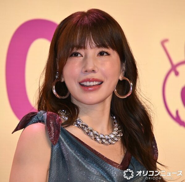 仲里依紗、上京時に両親から衝撃アドバイス「誰も信じるな。全員敵だと思え」