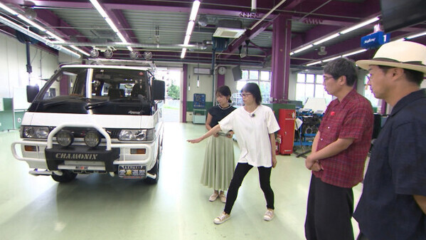 1991年式・29.7万キロの三菱“名車”におぎやはぎ感激「最高の車」「スポーツカーと違う興奮がある」