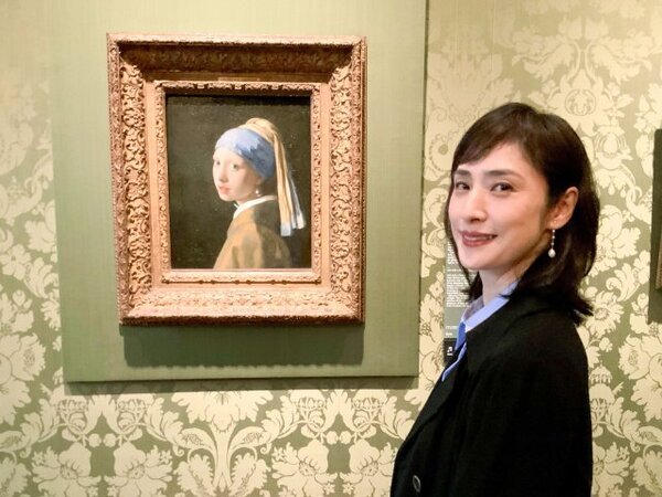 天海祐希、“14年ぶり来日”フェルメール「真珠の耳飾りの少女」とオランダで初対面「どうしても目線が…」