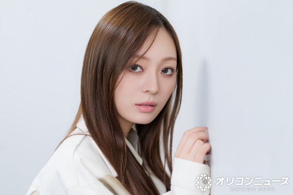 元乃木坂46梅澤美波、髪色変化に反響「美しすぎるのよ」「大人の色気が溢れすぎてる」