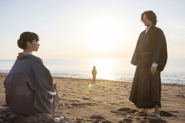 Aぇ! group佐野晶哉、『風、薫る』海辺の告白シーンを回顧「僕も泣いて、見上さんもボロボロ泣いて…」