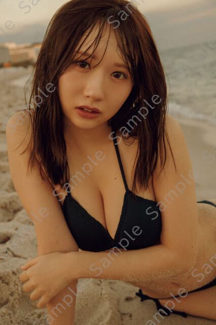 日向坂46藤嶌果歩、誕生日記念生配信決定　1st写真集未掲載カットの特典ポスター＆ポストカード解禁