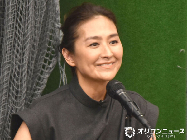57歳・亜希が明かす、更年期の体験談「嫌なことはやらなかったかな」　50前後で感じた揺らぎと“無理せず立ち止まる”大切さ