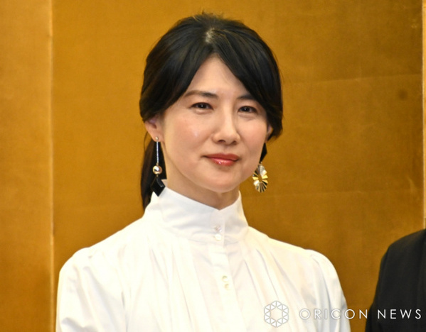 中江有里、亡き母との思い出の母娘ショットを公開「すごく似ていますね」「ステキなお母さま」